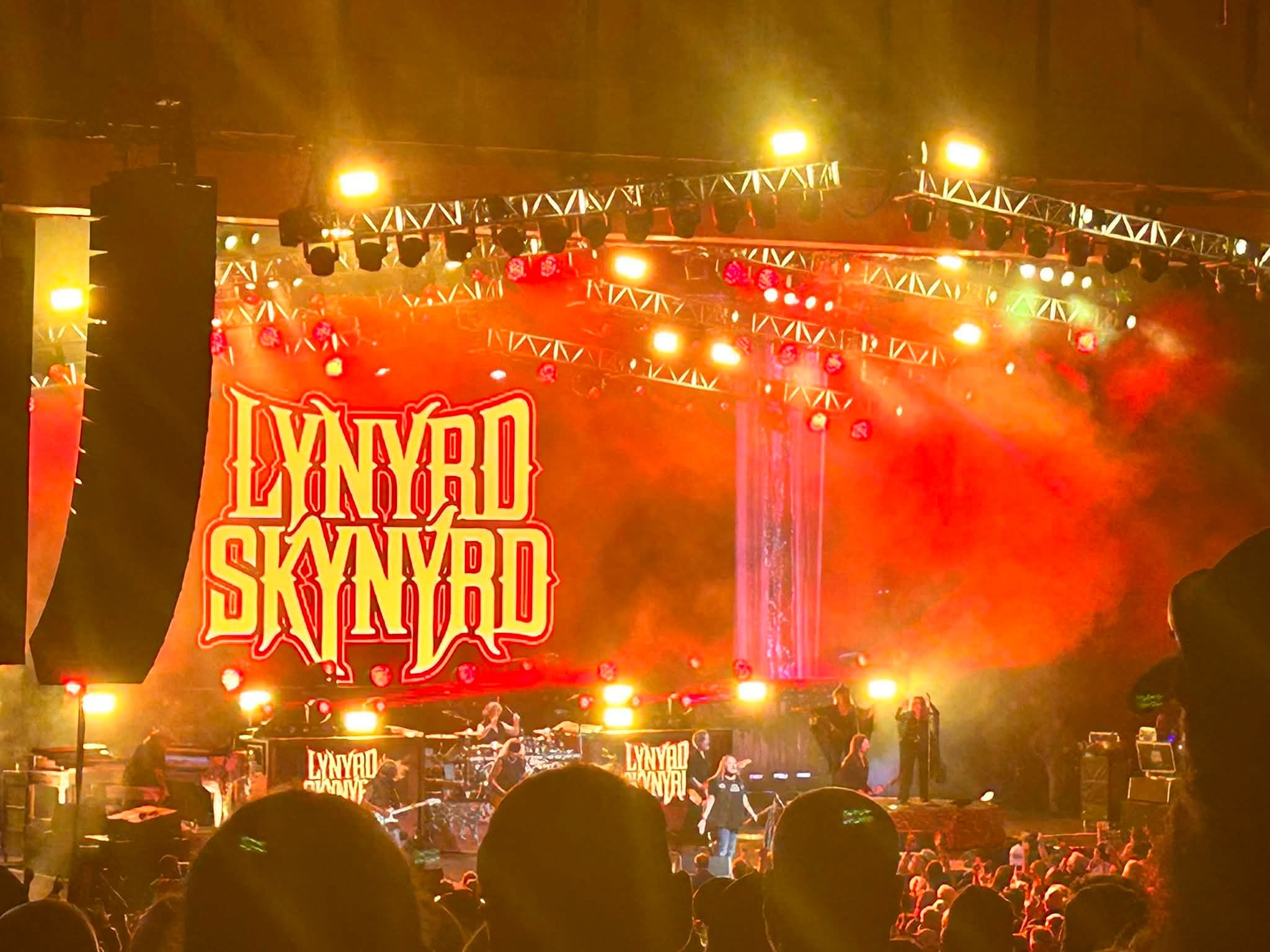 LynyrdSkynyrd1988-06-08CivicArenaPittsburghPA (10).jpg